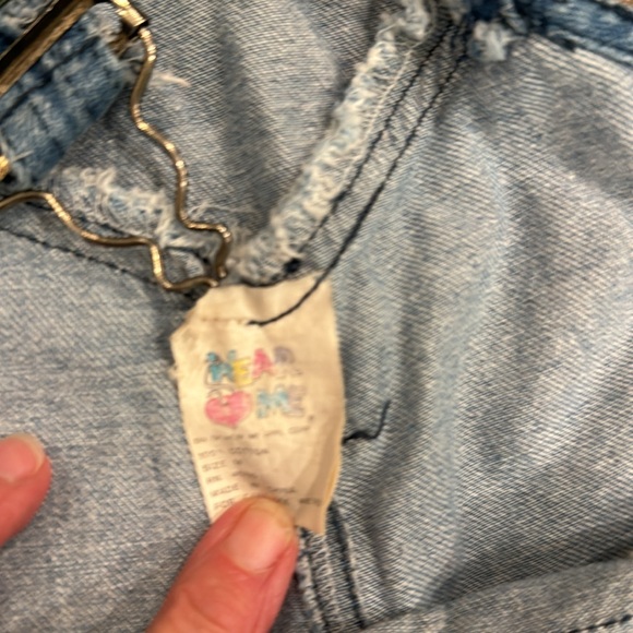 Overall - Picture 2 of 2